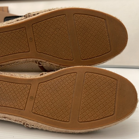 Tory Burch Cream and Brown loafers - Picture 14 of 15